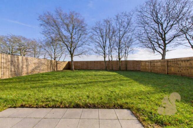 8 Field Mews - Garden.jpg