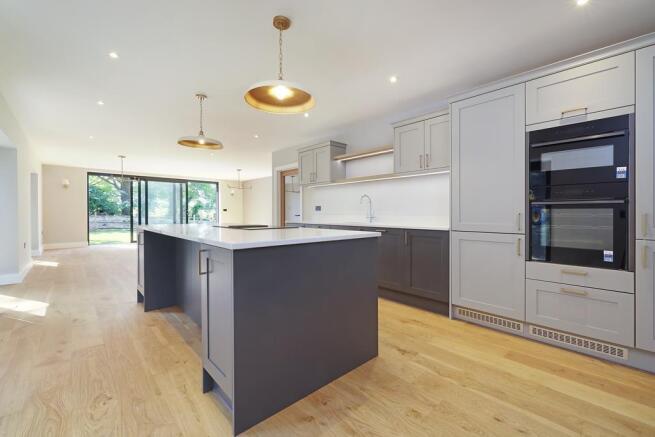 No.10-PaddockGrove-Apr26-0119.jpg