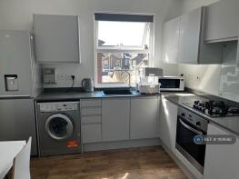 Flat A, 22, Reginald Street, Luton LU2 7QZ
