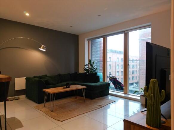 Photo 3