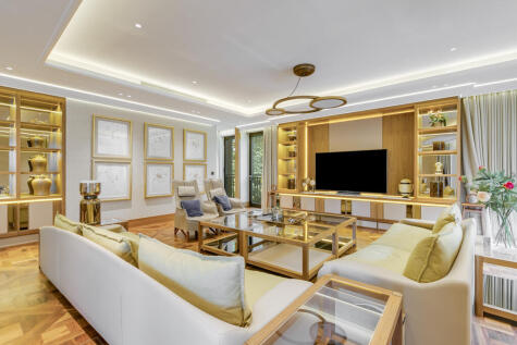 The Bishops Avenue, The Bishops Avenue, London, N2