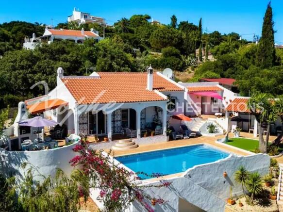 Santa Bárbara de Nexe Sea View 3+1 Bed Villa For Sale (3)