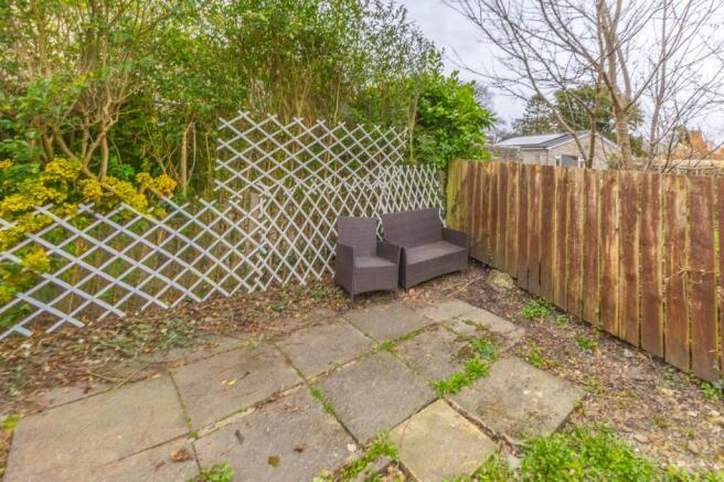 3 bed Semi-Detached for sale Image 11