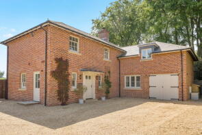 Lamorak House, Arthurs Court, Sleepers Hill, Winchester SO22 4NB