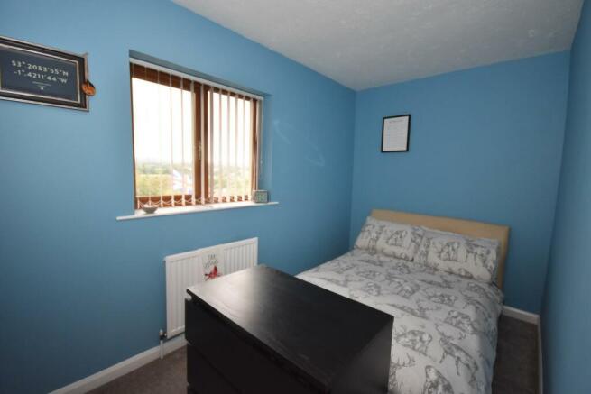 BEDROOM 2.JPG