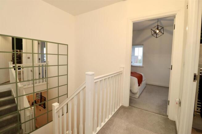 2 bed Semi-Detached for sale Image 9