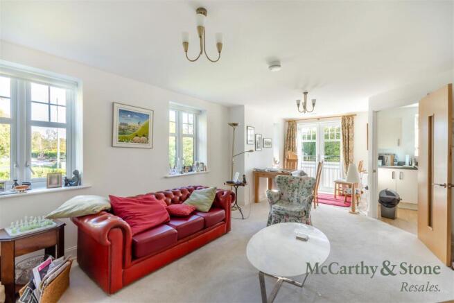8707624-interior04.jpg