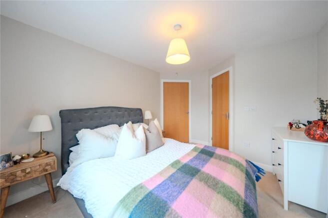 2 bed Apartment for sale Image 5
