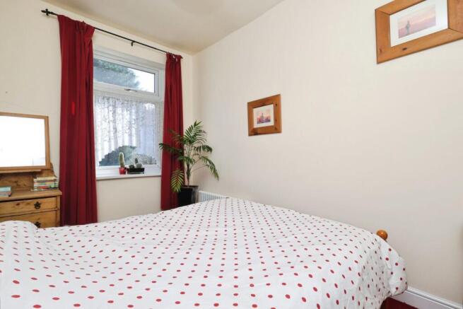 4 bed Semi-Detached for sale Image 12