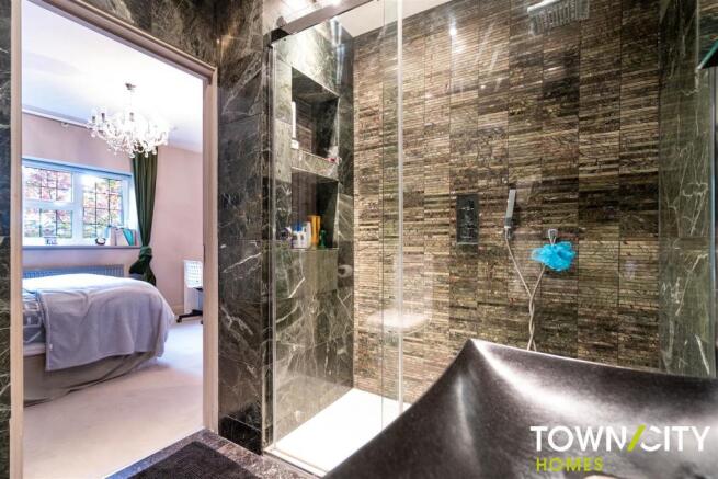 Ensuite