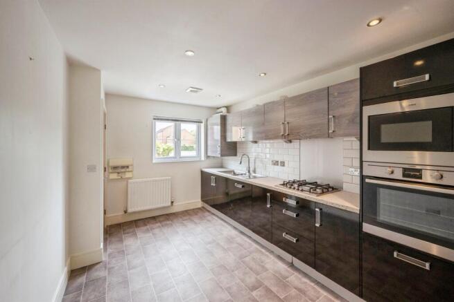2 bed Terraced for sale Image 6