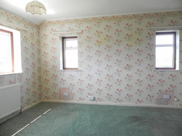 https://s3-eu-west-1.amazonaws.com/propertylab/allanmorris/property-images/standard/3587_Whitehaven - Bedroom One.JPG