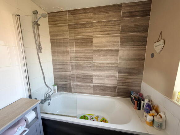 2 bed Semi-Detached for sale Image 7