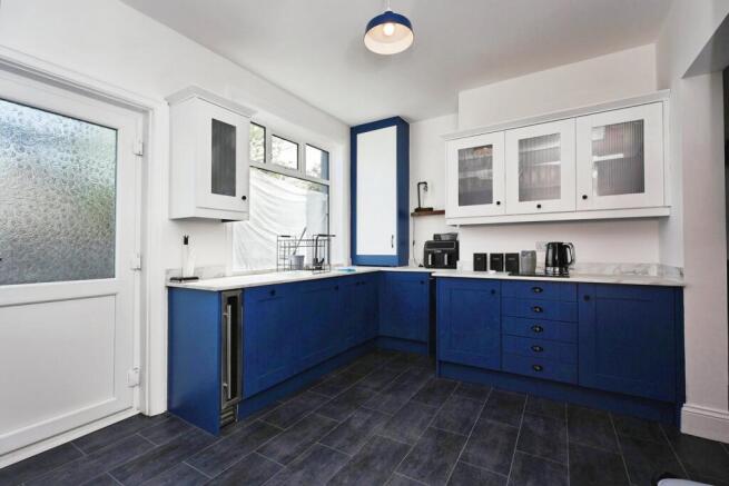 3 bed Terraced for sale Image 5