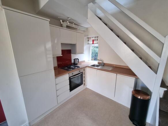 2 bed Terraced for sale Image 5