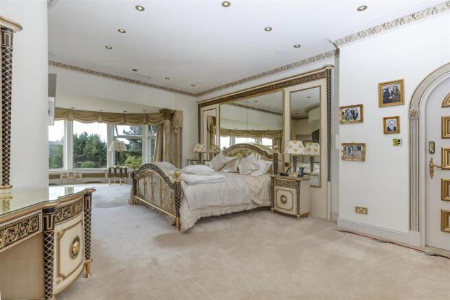 Bedroom Accomodation  (5).jpg