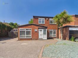 Flat 4, 21 Spiral Court, Monks Kirby Road, Sutton Coldfield B76 2UN