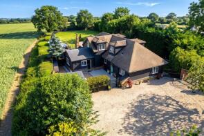 Cherry Burn, Dunmow Road, Abbess Beauchamp And Berners Roding, Ongar CM5 0JT