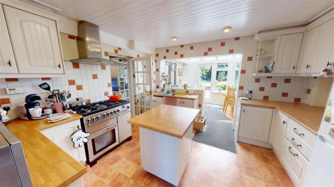 Heyes Avenue Kitchen