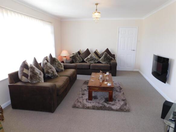 lounge 2