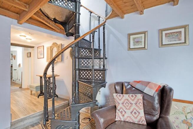 2 bed Terraced for sale Image 4