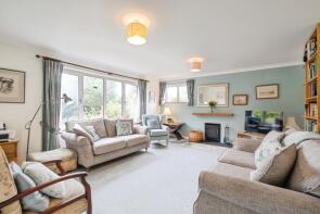 16, St Thomas Avenue, Hayling Island PO11 0EX