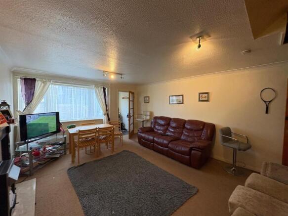 2 bed Semi-Detached for sale Image 7