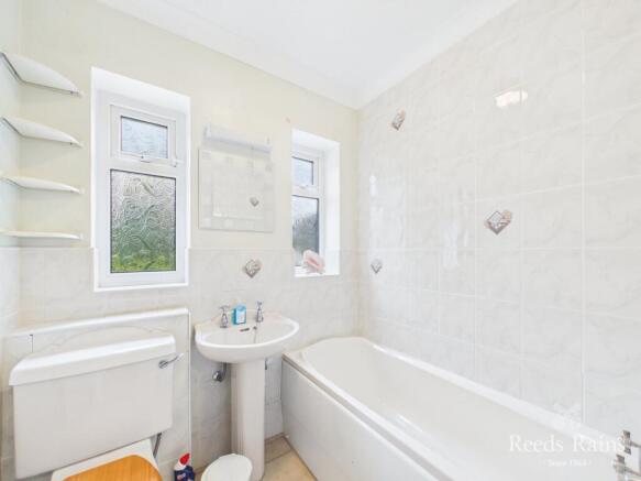 3 bed Bungalow for sale Image 11