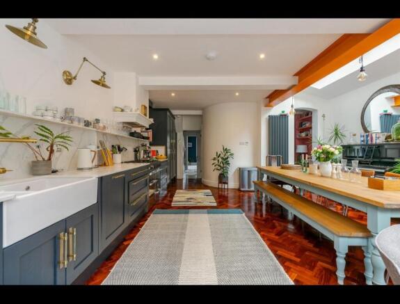 KITCHEN 1