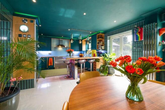 1440px_1 The Ceda...