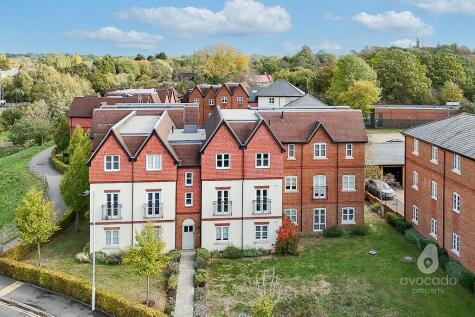 Ferard Corner, Warfield, Bracknell, Berkshire, RG42 6BW