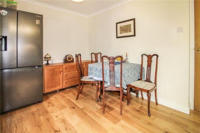 2 bed Terraced for sale Image 8