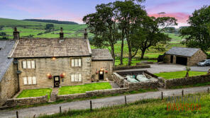 Tynedale Farm House, Spenbrook Road, Burnley BB12 9JG