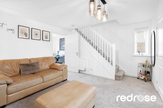 2 Anderton Cres -...