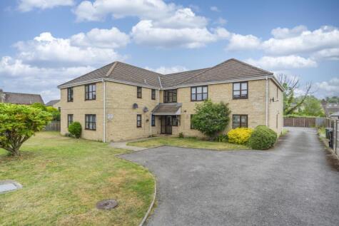 Oak Way, South Cerney, GL7