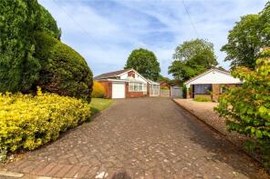 40, Lawnswood, Rochdale OL11 3HB
