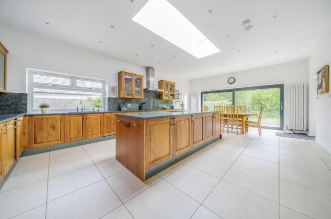 Knowle Road, Budleigh Salterton, Devon photo 4