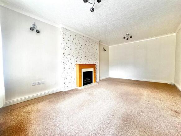 1 bed Semi-Detached Bungalow for sale Image 7