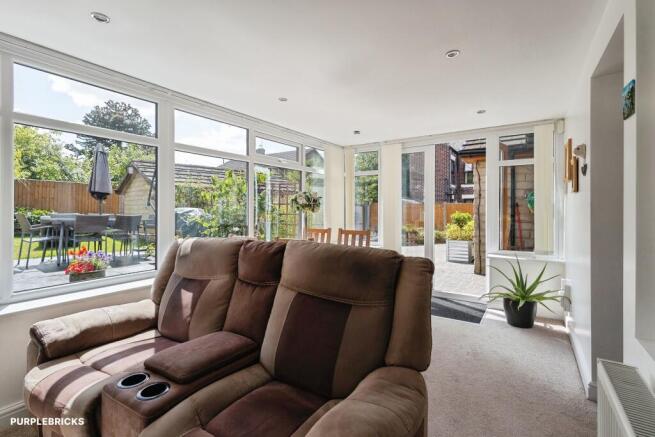 2 bed Detached Bungalow for sale Image 8