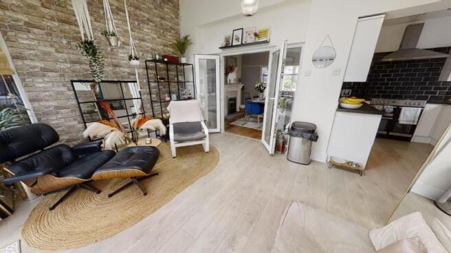 HomeDaze-presents-Radcliffe-Road-BL9-A-beautifully