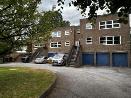 Flat 5, 32 Lyndenhurst, Lee Road, London SE3 9RY