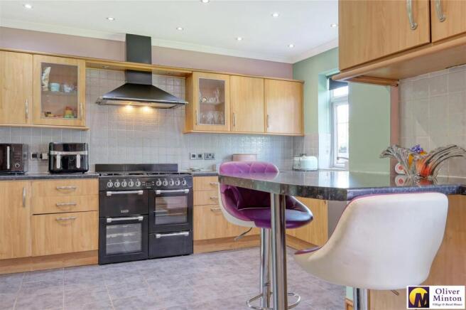 Kitchen / Breakfast Room