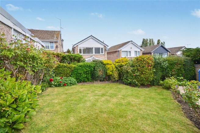 3 bed Semi-Detached for sale Image 11