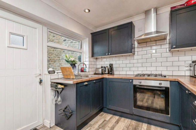 2 bed Semi-Detached for sale Image 4