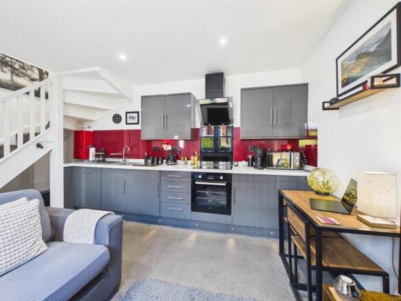Open Plan Living Room/Kitchen