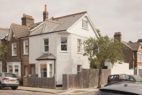Ground Floor Flat, Rye Road, Nunhead, London