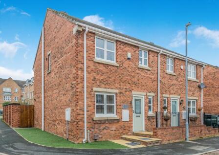 Laithe Hall Avenue, Cleckheaton, West Yorkshire, BD19