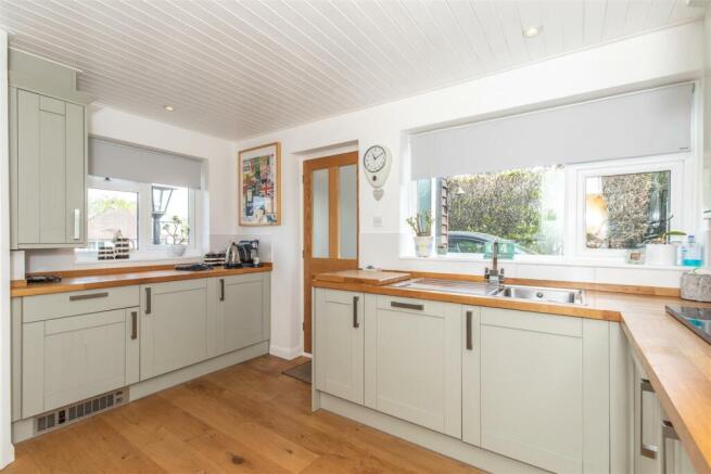 The Cottage 15 Claremont Rise41.jpg