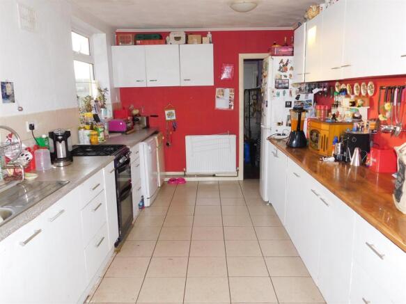 Kitchen 1
