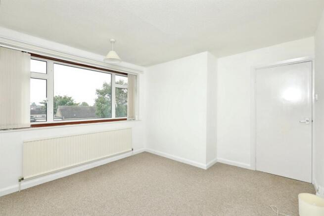 3 bed Semi-Detached for sale Image 12